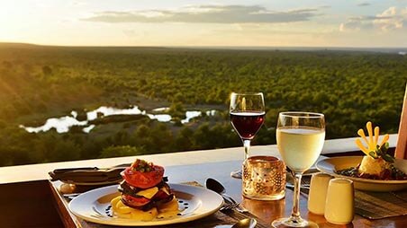 Vic Safari Lodge Dining Are